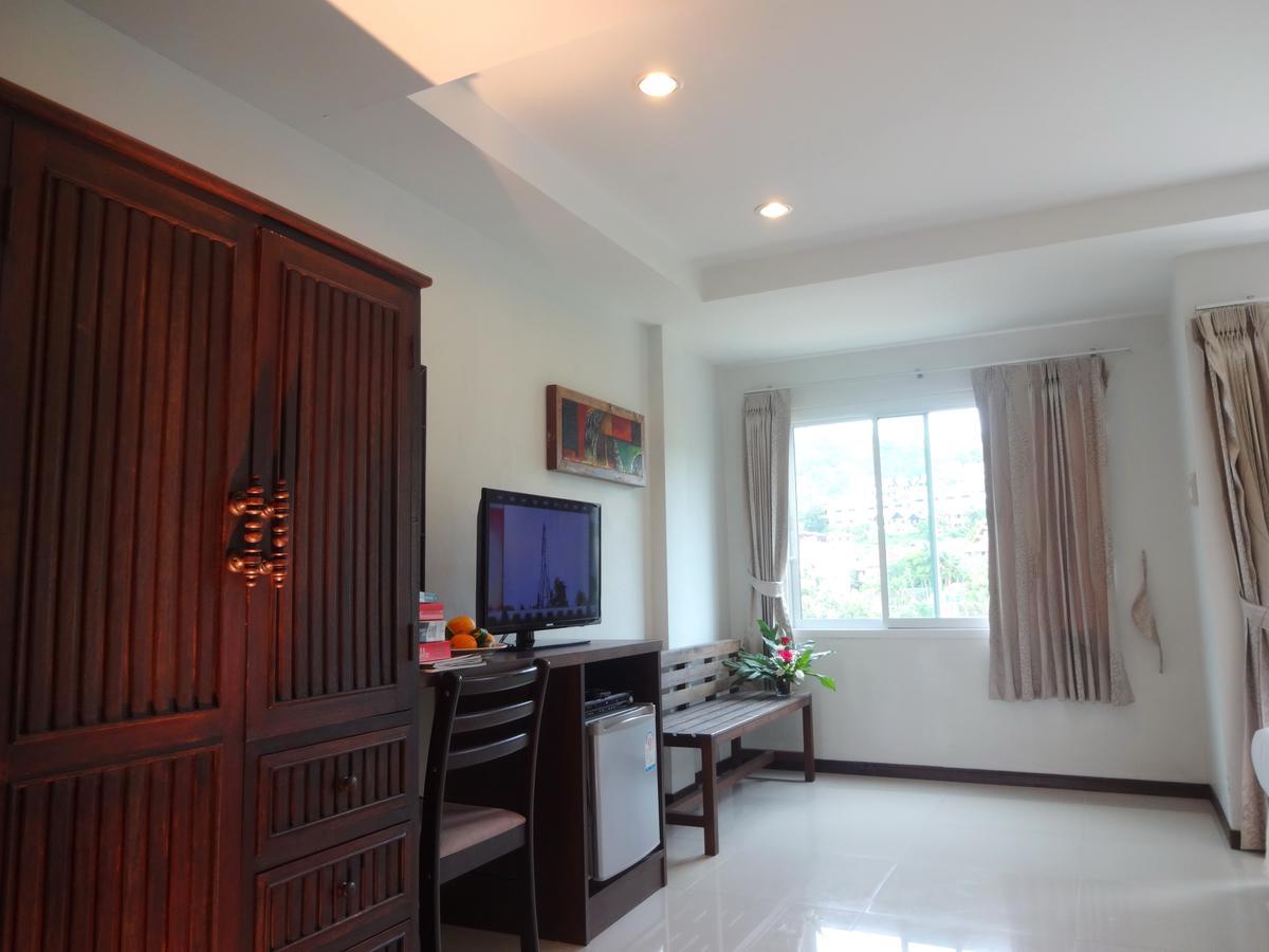 At Home Hotel Patong Esterno foto