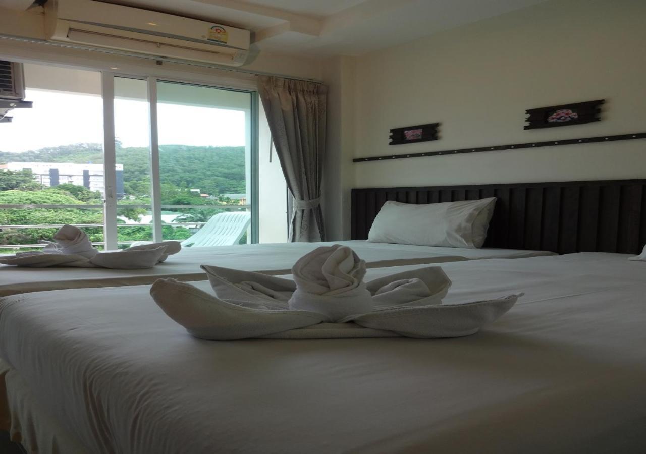 At Home Hotel Patong Esterno foto